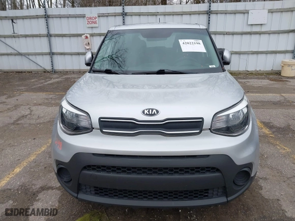 2019 Kia Soul with VIN KNDJN2A25K7687262, listed as a IAAI auction lot 42022198 with 100,727 mi miles. Bid and sale history available at carsss.com. Image 12.