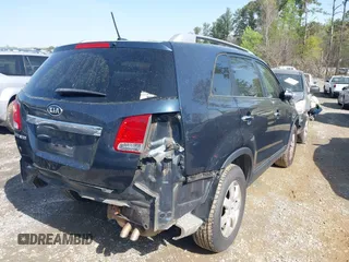 2011 Kia Sorento LX with VIN 5XYKT4A22BG123397, listed as a IAAI auction lot 41890456 with 173,669 mi miles. Bid and sale history available at carsss.com. Image 4.