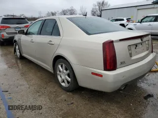 2007 Cadillac STS z VIN 1G6DW677970175897, wystawiony jako Copart lot #43030545 z przebiegiem 158 180 mil mil oraz Szkody całkowita. Historia ofert i sprzedaży dostępna na DreamBid. Obrazek 2.