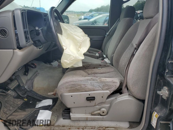 2004 Chevrolet Tahoe LS z VIN 1GNEC13V04R319403, wystawiony jako Copart lot #60996875 z przebiegiem 266 466 mil mil oraz Szkoda całkowita • Salvage title. Historia ofert i sprzedaży dostępna na DreamBid. Obrazek 7.