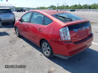 2008 Toyota Prius with VIN JTDKB20U583322175, listed as a IAAI auction lot 42010788 with 204,898 mi miles. Bid and sale history available at carsss.com. Image 3.