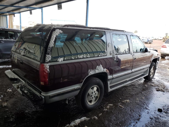 1994 Chevrolet Suburban with VIN 1GNFK16K4RJ343654, listed as a Copart auction lot 82019794 with 166,723 mi miles and Salvage Title. Bid and sale history available at carsss.com. Image 3.