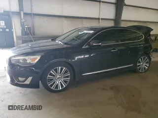 2015 Kia Cadenza Premium with VIN KNALN4D73F5171251, listed as a Copart auction lot 82000444 with 1,466,161 mi miles and Salvage Title. Bid and sale history available at carsss.com. Image 1.