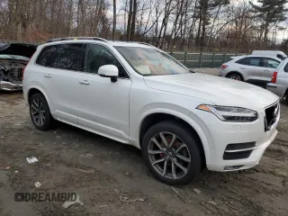 2018 Volvo XC90 Momentum with VIN YV4102XK0J1332715, listed as a Copart auction lot 68469042 with Not Provided miles. Bid and sale history available at carsss.com. Image 4.
