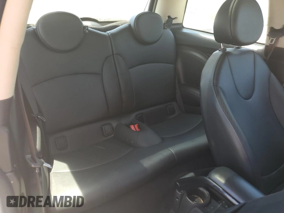 2013 MINI Hardtop with VIN WMWSU3C51DT682510, listed as a Copart auction lot 63879335 with 227,748 mi miles and Clean title. Bid and sale history available at DreamBid. Image 10.