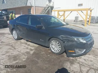 2010 Ford Fusion Hybrid with VIN 3FADP0L33AR263755, listed as a IAAI auction lot 41748094 with 335,356 mi miles. Bid and sale history available at carsss.com. Image 1.
