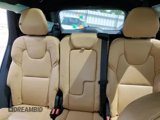2017 Volvo XC90 Momentum z VIN YV4A22PK7H1114064, wystawiony jako Copart lot #58829035 z przebiegiem 65 938 mil mil oraz Szkoda całkowita • Salvage title. Historia ofert i sprzedaży dostępna na DreamBid. Obrazek 10.