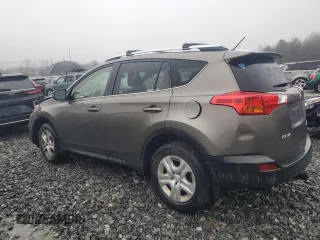 2015 Toyota RAV4 LE with VIN JTMBFREV2FD166618, listed as a Copart auction lot 51520205 with 135,829 mi miles and Clean Title. Bid and sale history available at carsss.com. Image 2.