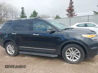 2014 Ford Explorer XLT with VIN 1FM5K8D8XEGB33891, listed as a IAAI auction lot 42143059 with 180,255 mi miles and . Bid and sale history available at carsss.com. Image 13.