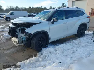 2023 Toyota Highlander L with VIN 5TDKDRBH9PS018654, listed as a IAAI auction lot 41614020 with 48,736 mi miles. Bid and sale history available at carsss.com. Image 18.