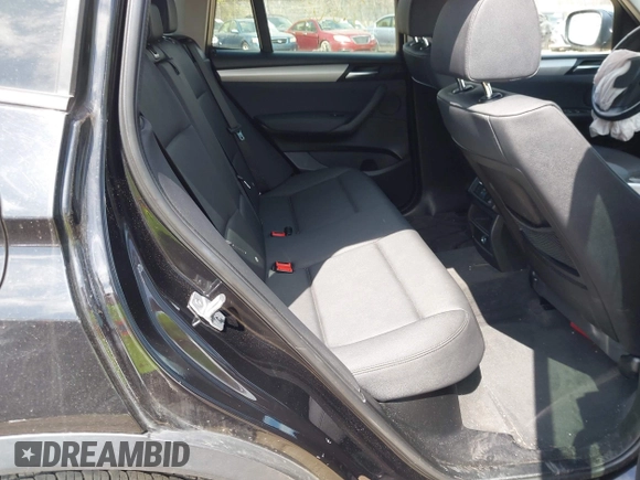 2014 BMW X3 xDrive28i z VIN 5UXWX9C52E0D38686, wystawiony jako IAAI lot #42112726 z przebiegiem 92 852 mil mil oraz . Historia ofert i sprzedaży dostępna na DreamBid. Obrazek 8.