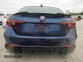 2017 Alfa Romeo Giulia with VIN ZARFAEAV0H7548796, listed as a Copart auction lot 81103094 with 63,028 mi miles and Salvage title. Bid and sale history available at DreamBid. Image 6.