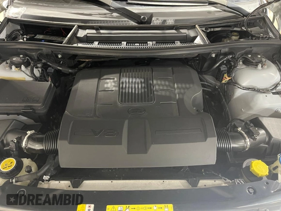 2011 Land Rover Range Rover HSE Lux with VIN SALMF1D42BA355759, listed as a Copart auction lot 41546675 with 77,618 mi miles and Salvage title. Bid and sale history available at DreamBid. Image 7.
