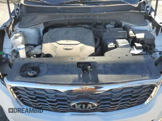 2020 Kia Sorento LX V6 with VIN 5XYPG4A55LG695652, listed as a Copart auction lot 88478465 with 88,107 mi miles and Salvage Title. Bid and sale history available at carsss.com. Image 12.