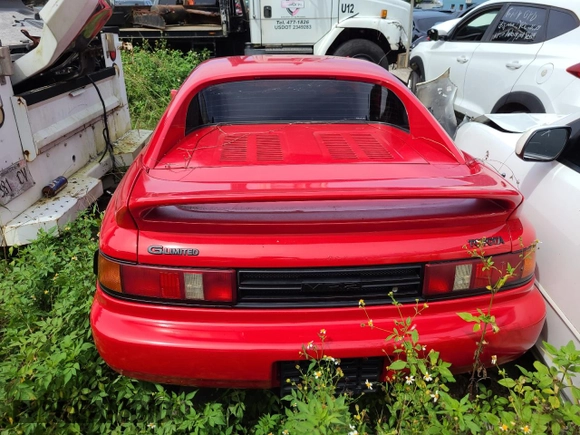 1992 Toyota MR2 z VIN SW200060858, wystawiony jako Copart lot #55721554 z przebiegiem 22 277 mil mil oraz Nie do naprawy • Non repairable. Historia ofert i sprzedaży dostępna na DreamBid. Obrazek 6.