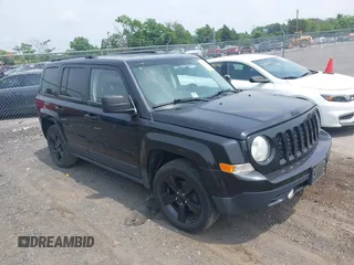 2015 Jeep Patriot Sport z VIN 1C4NJPBA6FD318661, wystawiony jako IAAI lot #42504234 z przebiegiem 161 853 mil mil oraz . Historia ofert i sprzedaży dostępna na DreamBid. Obrazek 1.