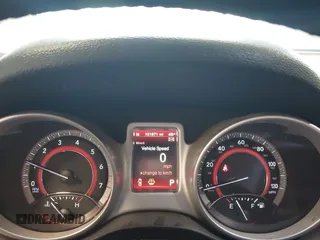2018 Dodge Journey SXT with VIN 3C4PDDBGXJT469945, listed as a IAAI auction lot 42266310 with 121,871 mi miles and . Bid and sale history available at DreamBid. Image 7.