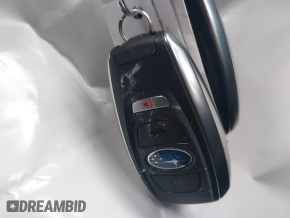 2025 Subaru Outback Wilderness z VIN 4S4BTGUDXS3233676, wystawiony jako IAAI lot #42219497 z przebiegiem 2 001 mil mil oraz . Historia ofert i sprzedaży dostępna na DreamBid. Obrazek 11.