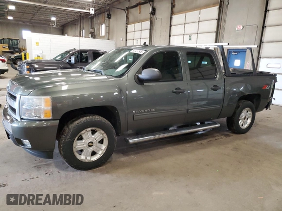 2011 Chevrolet Silverado 1500 LT with VIN 3GCPKSE33BG269065, listed as a Copart auction lot 50727245 with 91,338 mi miles and Salvage Title. Bid and sale history available at DreamBid. Image 1.