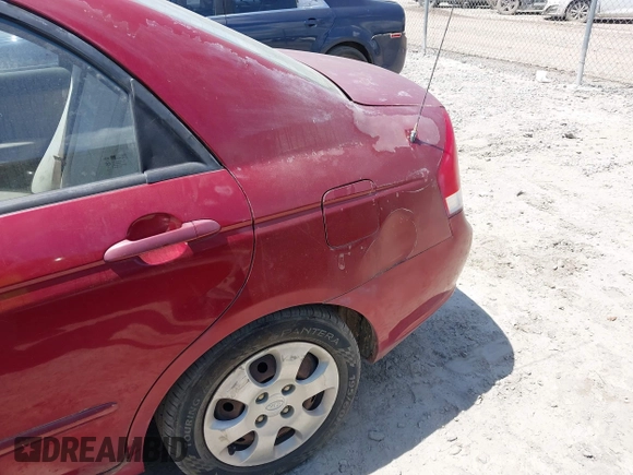 2008 Kia Spectra SX with VIN KNAFE121285552750, listed as a IAAI auction lot 42077896 with 237,939 mi miles. Bid and sale history available at carsss.com. Image 6.