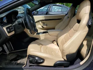 2016 Maserati GranTurismo MC z VIN ZAM45VLA0G0182115, wystawiony jako Copart lot #58945525 z przebiegiem Nie podano mil oraz Szkoda całkowita • Salvage title. Historia ofert i sprzedaży dostępna na DreamBid. Obrazek 7.