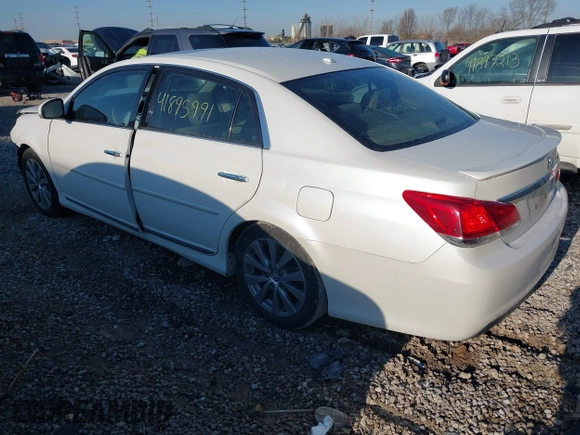 2012 Toyota Avalon with VIN 4T1BK3DB9CU440890, listed as a IAAI auction lot 41895991 with 229,692 mi miles. Bid and sale history available at carsss.com. Image 3.