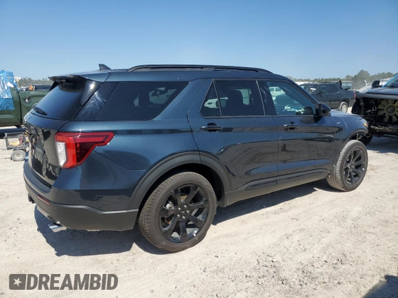 2024 Ford Explorer ST-Line with VIN 1FMSK7KH1RGA17937, listed as a Copart auction lot 75706544 with 2,369 mi miles and Salvage Title. Bid and sale history available at carsss.com. Image 3.
