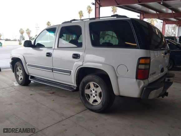 2004 Chevrolet Tahoe LT with VIN 1GNEK13T14J271832, listed as a IAAI auction lot 41109626 with 198,397 mi miles. Bid and sale history available at carsss.com. Image 3.