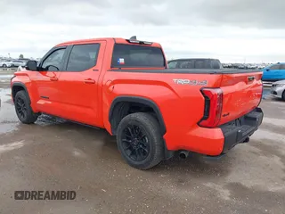 2024 Toyota Tundra Limited z VIN 5TFWA5DB4RX168552, wystawiony jako IAAI lot #41915669 z przebiegiem 24 622 mil mil oraz . Historia ofert i sprzedaży dostępna na DreamBid. Obrazek 3.