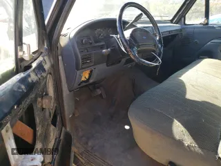 1993 Ford F-250 with VIN 1FTHX26H6PKB45310, listed as a Copart auction lot 76711334 with 0 mi miles and Salvage Title. Bid and sale history available at carsss.com. Image 8.