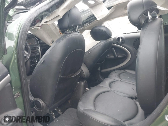 2015 MINI Countryman z VIN WMWZB3C59FWR43209, wystawiony jako IAAI lot #41761218 z przebiegiem Nie podano mil oraz . Historia ofert i sprzedaży dostępna na DreamBid. Obrazek 8.