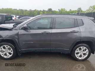2024 Jeep Compass Latitude with VIN 3C4NJDBNXRT120438, listed as a IAAI auction lot 41972886 with 10,133 mi miles. Bid and sale history available at carsss.com. Image 14.