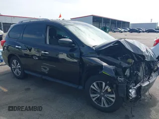 2019 Nissan Pathfinder SV z VIN 5N1DR2MN5KC626844, wystawiony jako IAAI lot #42279293 z przebiegiem 153 969 mil mil oraz . Historia ofert i sprzedaży dostępna na DreamBid. Obrazek 1.