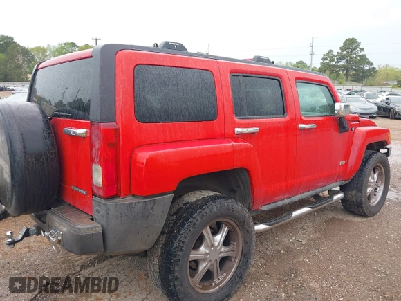 2006 Hummer H3 z VIN 5GTDN136X68203618, wystawiony jako IAAI lot #41796229 z przebiegiem 242 717 mil mil oraz . Historia ofert i sprzedaży dostępna na DreamBid. Obrazek 4.