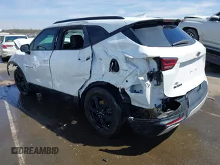 2023 Chevrolet Blazer LT z VIN 3GNKBCR40PS101480, wystawiony jako IAAI lot #41833476 z przebiegiem 44 161 mil mil oraz . Historia ofert i sprzedaży dostępna na DreamBid. Obrazek 3.