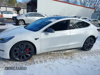 2020 Tesla Model 3 Performance z VIN 5YJ3E1EC5LF791879, wystawiony jako IAAI lot #41302692 z przebiegiem 76 502 mil mil oraz . Historia ofert i sprzedaży dostępna na DreamBid. Obrazek 15.