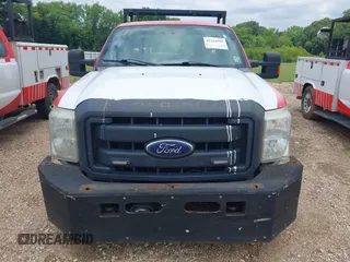 2016 Ford F-250 XL с VIN 1FD7X2B64GEC87410, выставлен на аукционе IAAI как лот 42014965 с пробегом Не указан миль и . История ставок и продаж доступна на DreamBid. Изображение 13.