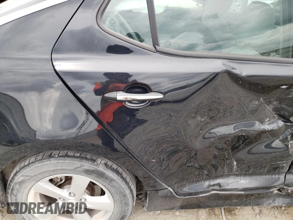 2014 Kia Optima LX z VIN 5XXGM4A73EG322174, wystawiony jako Copart lot #56183635 z przebiegiem 97 173 mil mil oraz Szkoda całkowita • Salvage title. Historia ofert i sprzedaży dostępna na DreamBid. Obrazek 10.