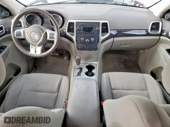 2011 Jeep Grand Cherokee Laredo z VIN 1J4RR4GG2BC617810, wystawiony jako Copart lot #62424125 z przebiegiem 205 945 mil mil oraz Szkoda całkowita • Salvage title. Historia ofert i sprzedaży dostępna na DreamBid. Obrazek 8.