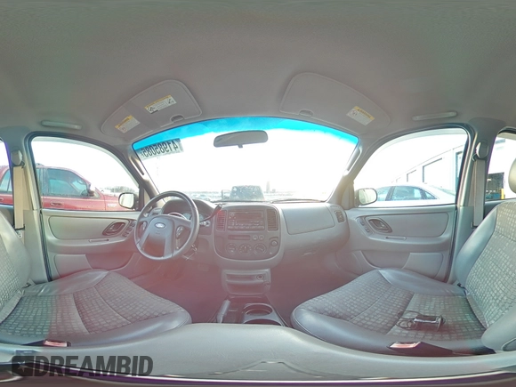 2002 Ford Escape XLS Choice with VIN 1FMYU01162KC61229, listed as a Copart auction lot 41985085 with 74,203 mi miles and Salvage title. Bid and sale history available at DreamBid. Image 15.