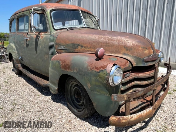 1953 Chevrolet Suburban z VIN H53K032117, wystawiony jako Copart lot #45568985 z przebiegiem Nie podano mil oraz Czysty tytuł • Clean title. Historia ofert i sprzedaży dostępna na DreamBid. Obrazek 1.