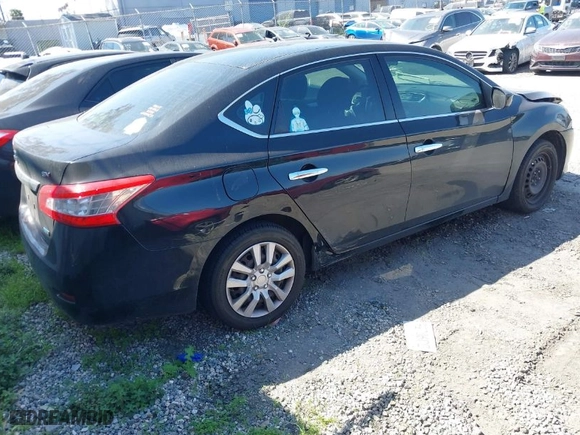 2014 Nissan Sentra SV with VIN 3N1AB7AP7EL697215, listed as a IAAI auction lot 41903464 with 124,977 mi miles. Bid and sale history available at carsss.com. Image 4.