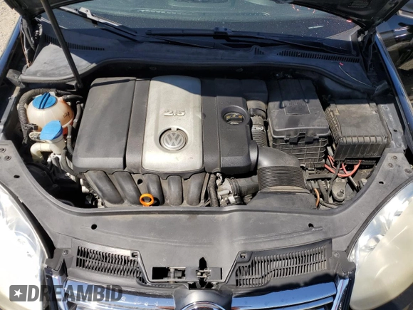 2009 Volkswagen Jetta Sedan SE with VIN 3VWRZ71K39M092542, listed as a Copart auction lot 53070675 with 101,209 mi miles and Salvage Title. Bid and sale history available at carsss.com. Image 11.
