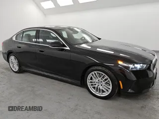 2024 BMW 5 Series 530i xDrive with VIN WBA53FJ09RCS45550, listed as a Copart auction lot 49742815 with 16,478 mi miles and Clean Title. Bid and sale history available at carsss.com. Image 4.