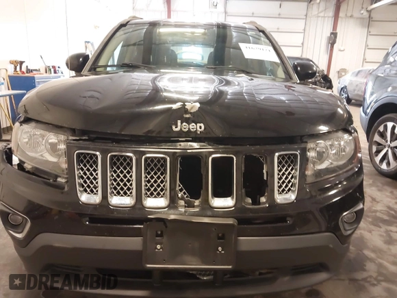 2015 Jeep Compass Latitude with VIN 1C4NJDEBXFD304409, listed as a IAAI auction lot 41629121 with 123,486 mi miles. Bid and sale history available at carsss.com. Image 6.