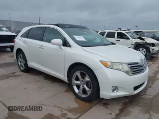2009 Toyota Venza with VIN 4T3BK11A59U018096, listed as a IAAI auction lot 41920418 with 179,359 mi miles. Bid and sale history available at carsss.com. Image 1.
