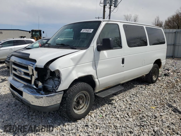 2013 Ford Econoline Passenger XL z VIN 1FBNE3BL6DDA95344, wystawiony jako Copart lot #53704825 z przebiegiem 204 281 mil mil oraz Czysty tytuł • Clean title. Historia ofert i sprzedaży dostępna na DreamBid. Obrazek 1.