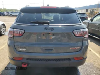 2020 Jeep Compass Trailhawk z VIN 3C4NJDDB3LT203350, wystawiony jako Copart lot #70399364 z przebiegiem 53 910 mil mil oraz Szkoda całkowita • Salvage title. Historia ofert i sprzedaży dostępna na DreamBid. Obrazek 6.