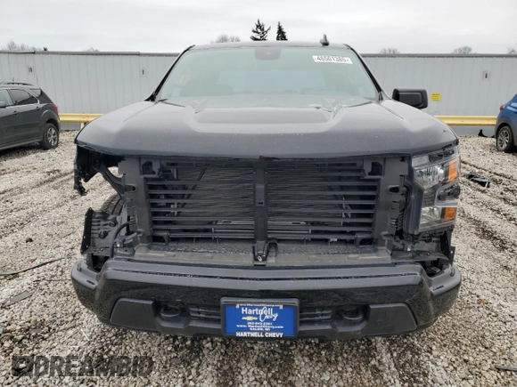 2024 Chevrolet Silverado 1500 Custom with VIN 3GCPDBEK8RG158264, listed as a Copart auction lot 46501385 with 2,382 mi miles and Salvage Title. Bid and sale history available at DreamBid. Image 5.