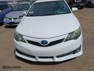 2014 Toyota Camry Hybrid LE with VIN 4T1BD1FK6EU132834, listed as a IAAI auction lot 41927444 with 93,739 mi miles. Bid and sale history available at carsss.com. Image 6.